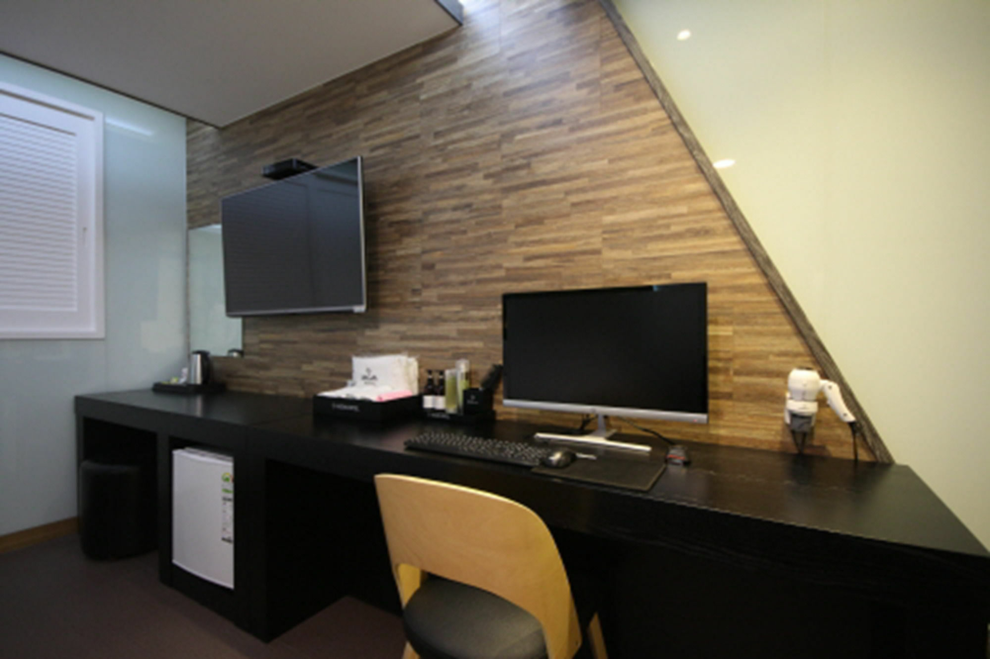 MGM Hotel Busan Buitenkant foto