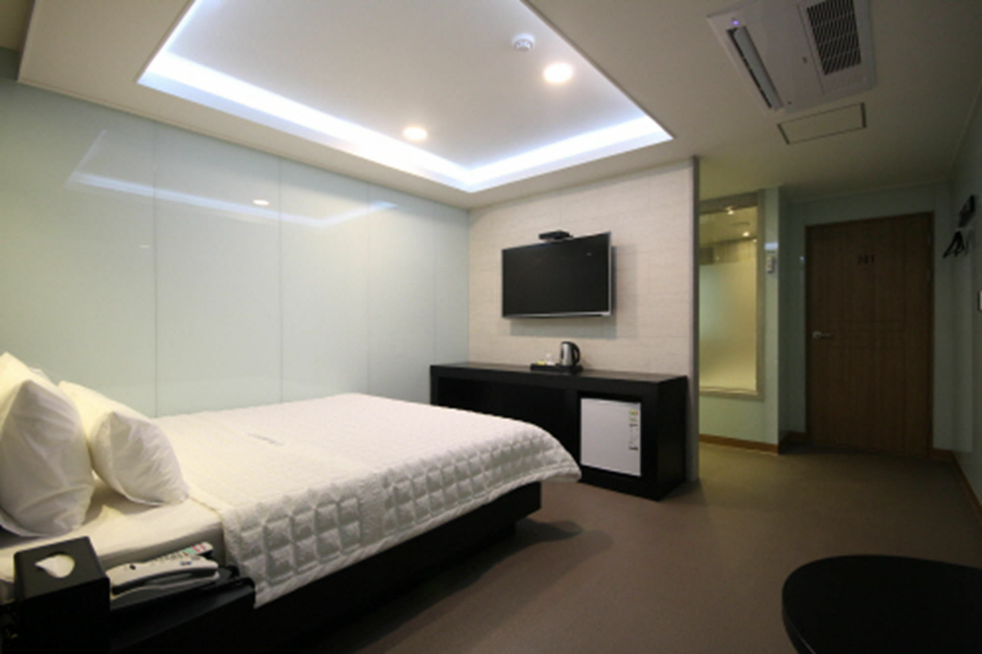 MGM Hotel Busan Buitenkant foto